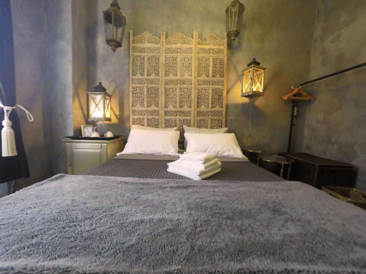 Les Chambres De Amelie B&B Bologna Bagian luar foto