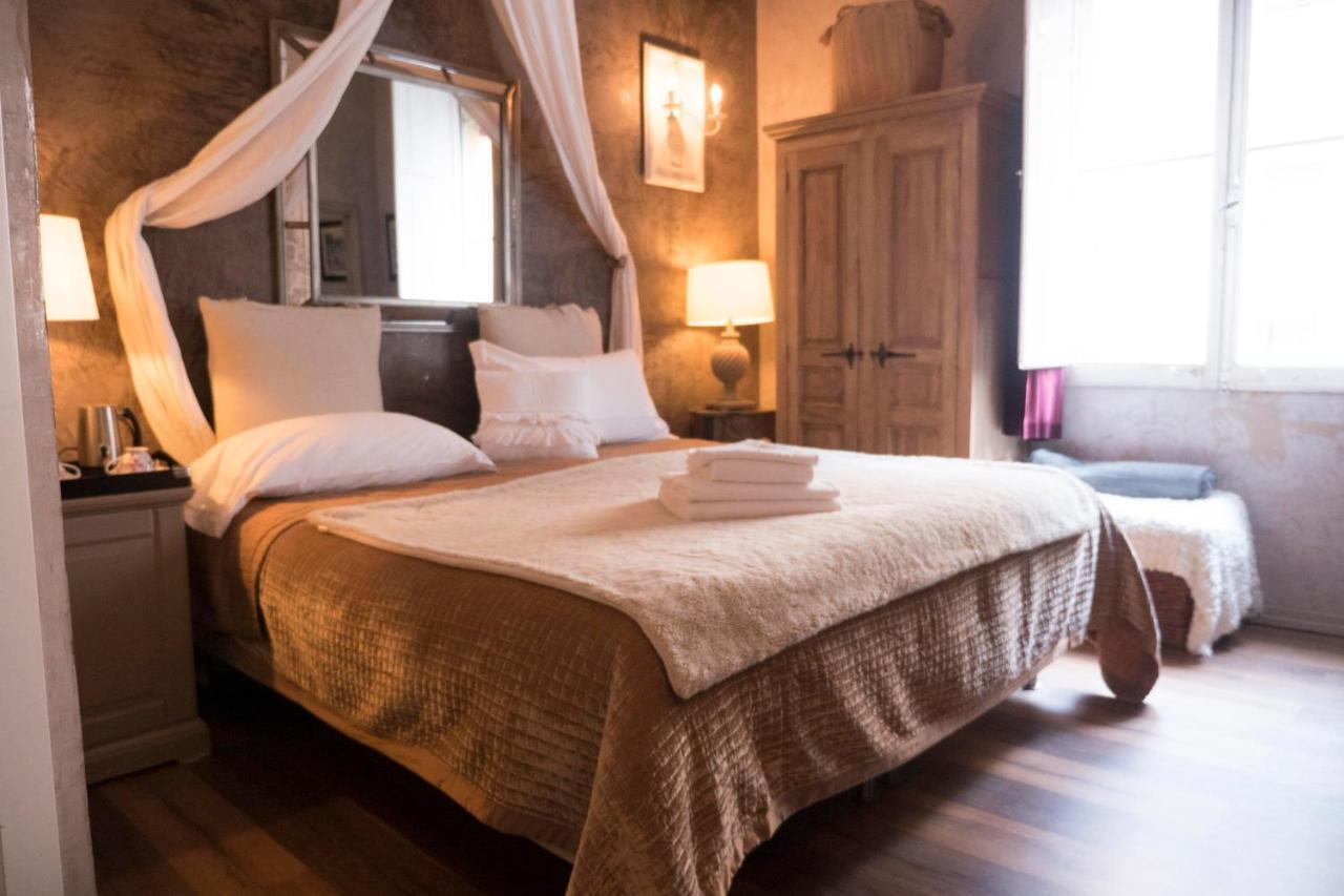 Les Chambres De Amelie B&B Bologna Bagian luar foto